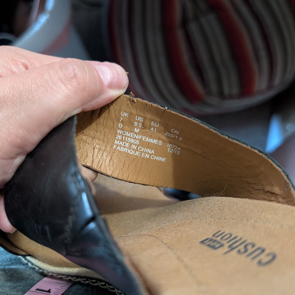 Clarks Black Wedge Sandals - Picture 9 of 10